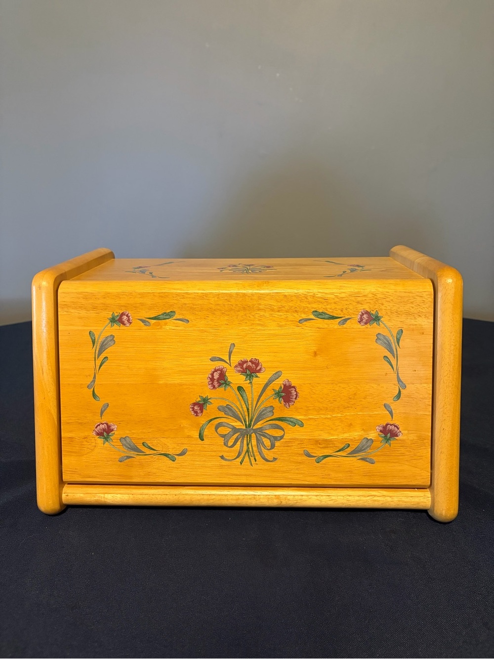 Rare Vintage Lenox Poppies On Blue Hinge Door Wooden Bread Box County Cottage.